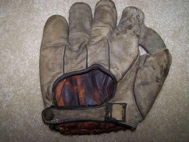 Charlie Hollacher Goldsmith 69 Back